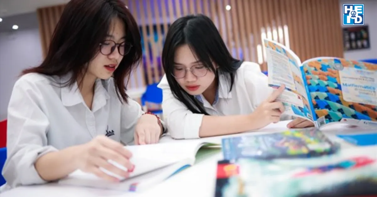 Ôn thi Tiếng Anh tốt nghiệp THPT