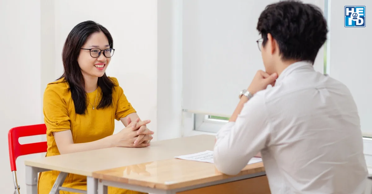 IELTS speaking spin wheel - Trò chơi từ vựng tiếng anh lớp 12